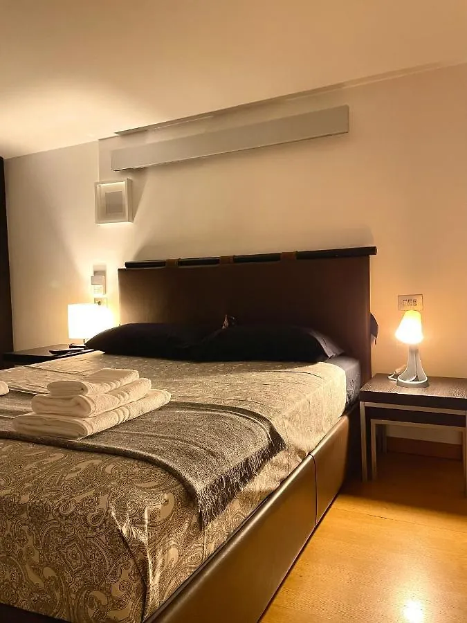 Apartment Ferienwohnung * * Luxury Bijoux In Brera - Centre Of Milan * * Italien